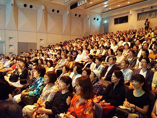 会員ら約360人が参集した